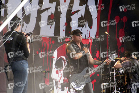 Archzie (The 69 Eyes)