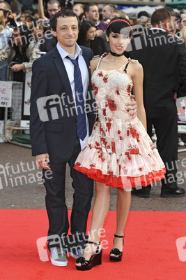 Michael Bacall mit Begleitung