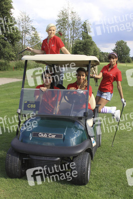 Leonore Bartsch, Gabriella De Almeida Rinne, Selina Herrero, Ronja Hilbig (Queensberry)