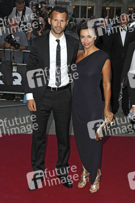 Ryan Giggs mit Begleitung