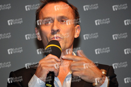 Robert Knepper