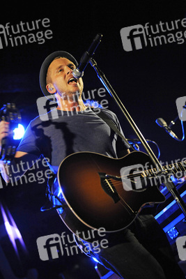 Ryan Tedder (OneRepublic)