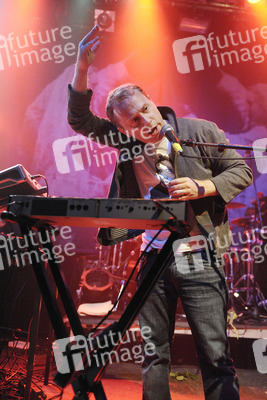 Torquil Campbell (Stars)