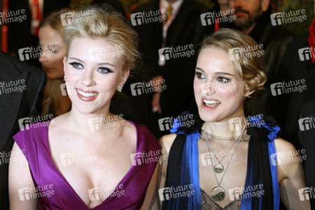 Scarlett Johansson, Natalie Portman