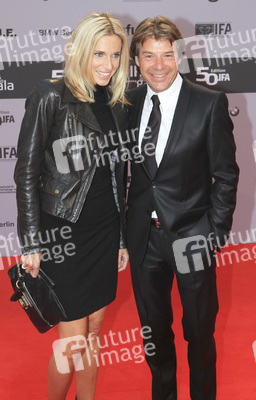 Patrick Lindner mit Begleitung