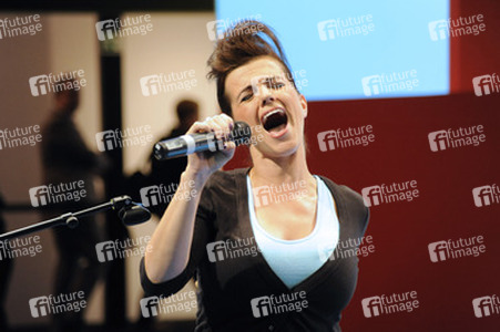 Marta Jandova (Die Happy)