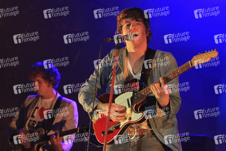 Hugh Harris, Luke Pritchard (The Kooks)