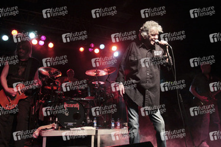 Jimmy Murrison,  Lee Agnew, Dan McCafferty, Pete Agnew