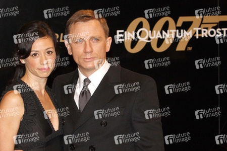Satsuki Mitchell, Daniel Craig