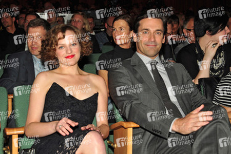 Elisabeth Moss, Jon Hamm