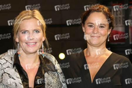 Helena Danielsson, Pernilla August