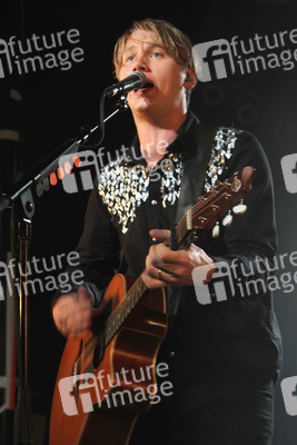 John Engelbert (Johnossi)