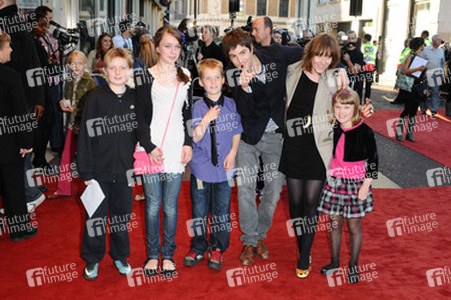 Jim Sturgess mit Freundin Mickey O'Brien mit Kindern
