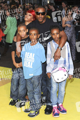 Ashley Walters mit Familie