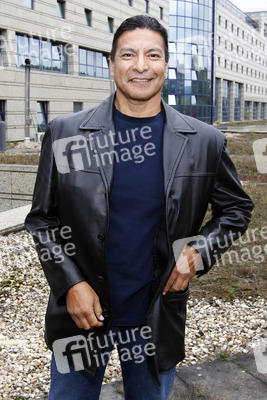 Gil Birmingham