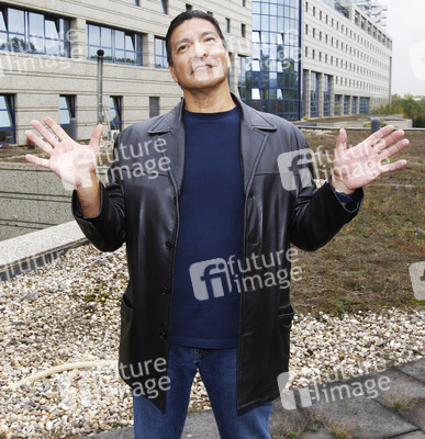 Gil Birmingham