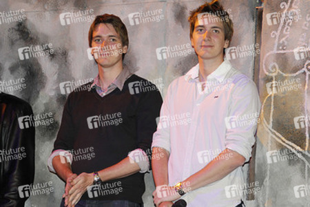 James Phelps, Oliver Phelps