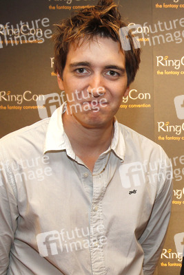Oliver Phelps