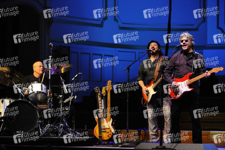Gordy Knudtson, Kenny Lee Lewis, Steve Miller (Steve Miller Band)