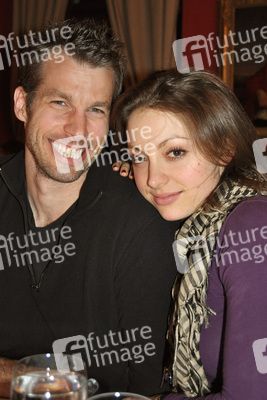 Mark Lutz, Leah Gibson