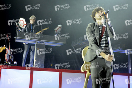 Mark Ronson & The Business Intl.