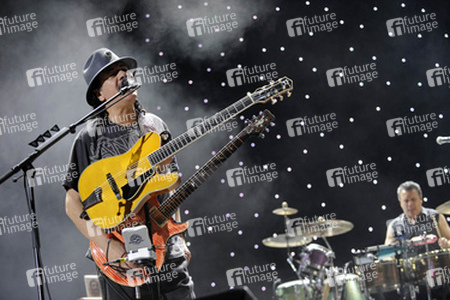 Carlos Santana