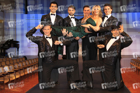 Kim Fisher mit dem MDR Fernsehballett