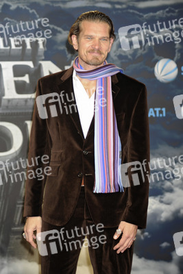 Götz Otto