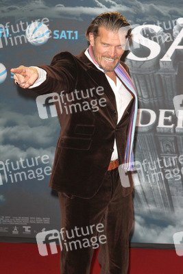 Götz Otto
