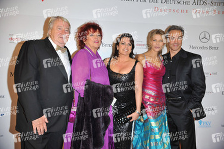 Wolf Gremm, Regina Ziegler, Christine Neubauer, Ursula Karven, Hannes Jaenicke