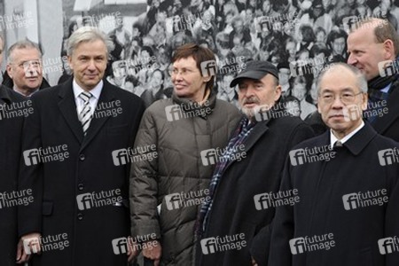Klaus Wowereit, Ingeborg Junge-Reyer, Rainer Eppelmann, Takahiro Shinyo