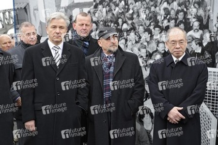 Klaus Wowereit, Rainer Eppelmann, Takahiro Shinyo
