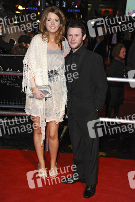 Devon Murray mit Begleitung