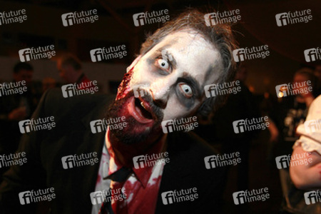 Stefan Servos als Zombie