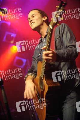 Justin Nozuka