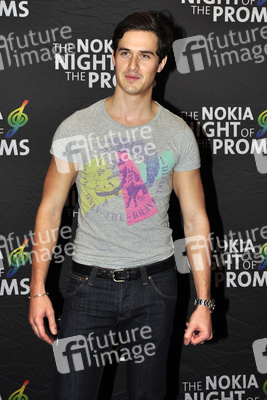 Charlie Siem