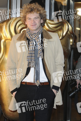 Simon Farnaby