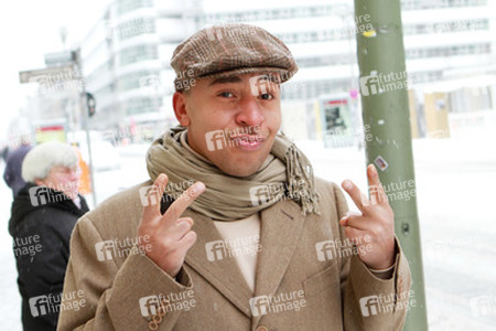 Lou Bega