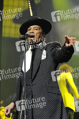 Kid Creole & The Coconuts