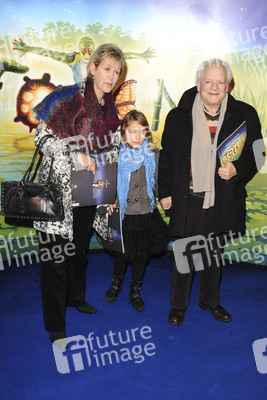 David Frost mit Begleitung