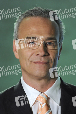 Klaus J. Behrendt