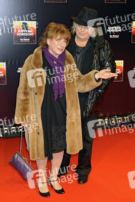 Hannelore Hoger, Karl Kneidl