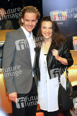 Anton Zetterholm mit Begleitung