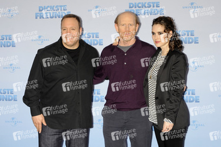 Kevin James, Ron Howard, Winona Ryder
