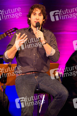 Josh Groban