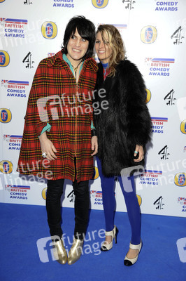 Noel Fielding mit Begleitung