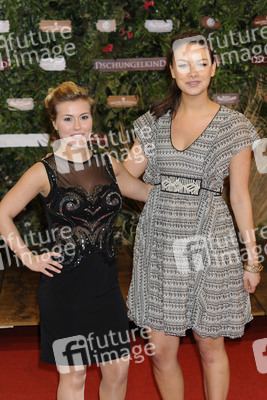 Sarah Tkotsch, Janina Uhse