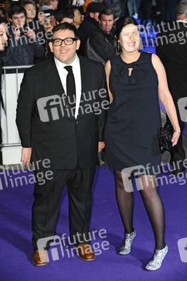 Nick Frost mit Begleitung