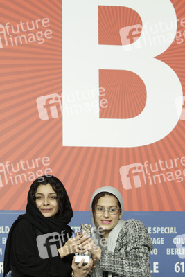 Sareh Bayat, Sarina Farhadi