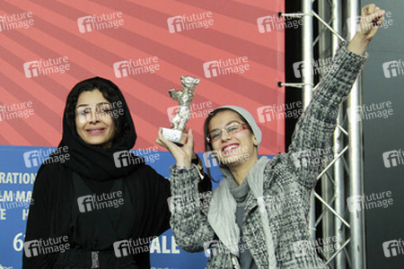 Sareh Bayat, Sarina Farhadi